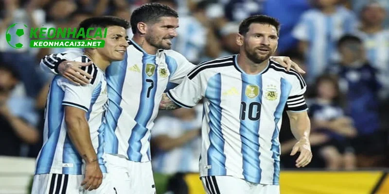 Messi là thủ lĩnh hàng đầu của đội tuyển Argentina